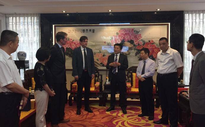 國家中醫(yī)藥管理局于文明副局長會見瑞典代表團(tuán)