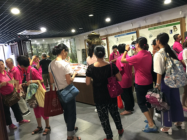 人民街工療站的廣府本草博物館參觀學習之旅