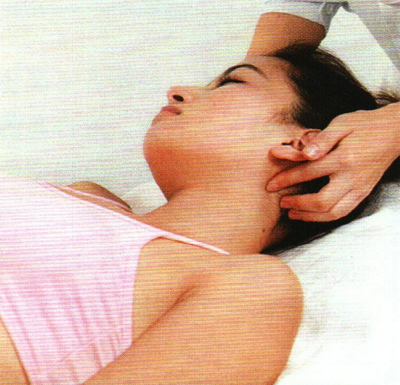 對(duì)癥理療，中醫(yī)治療腸胃病——打嗝